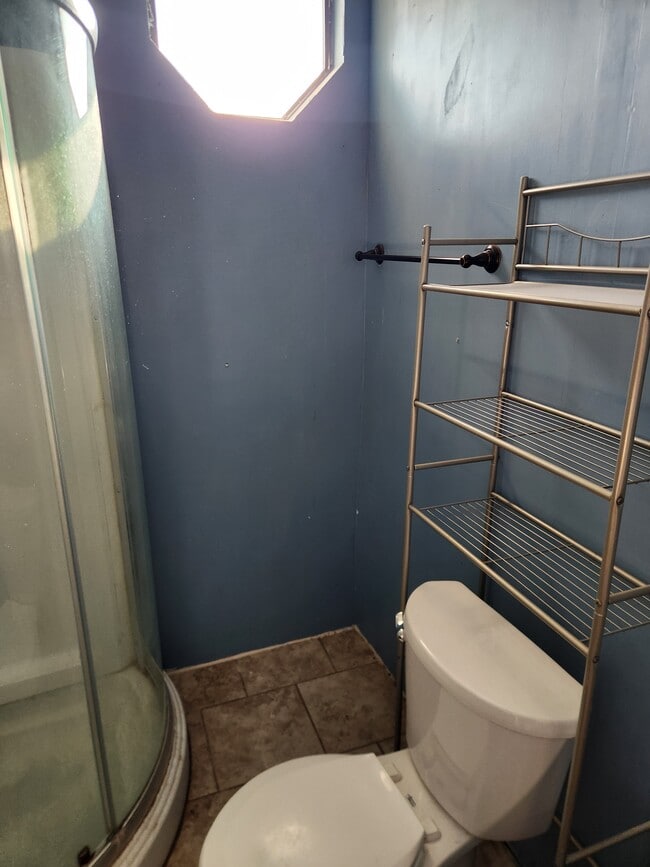 Building Photo - 223 Forest St