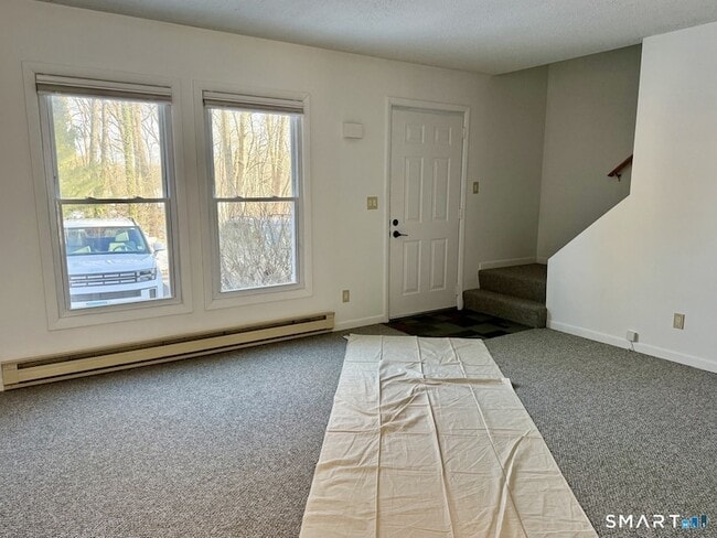 Building Photo - 22 Dartmouth Dr