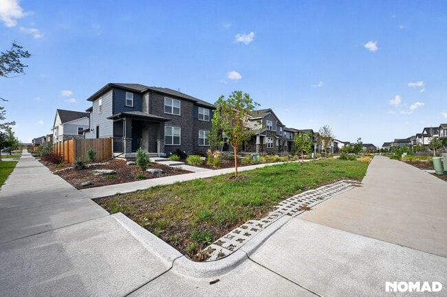 Building Photo - 745 N Tempe St