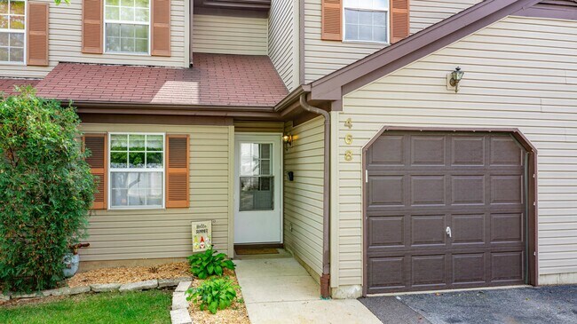 Building Photo - 468 Minnesota Cir