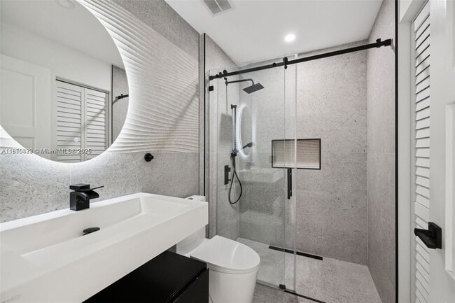 Building Photo - 3526 SW 173rd Way