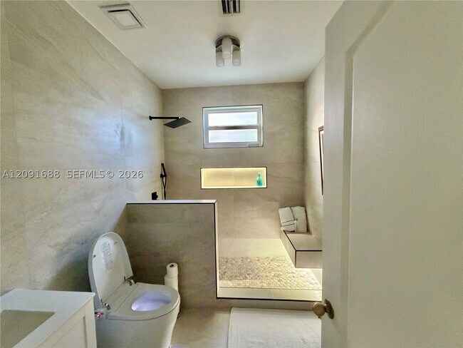 Foto del edificio - 12205 SW 131st Ave