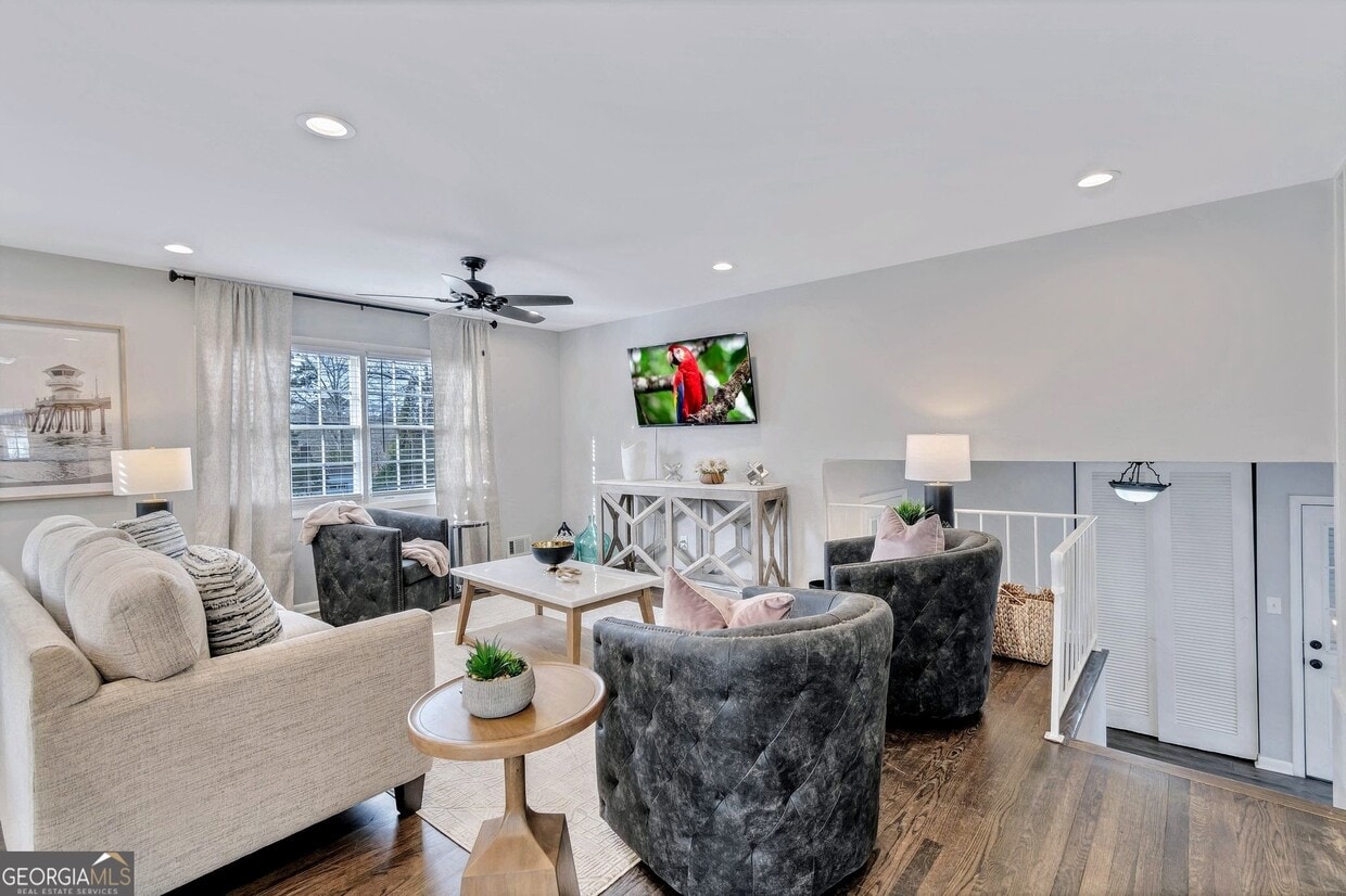 Foto principal - 2480 Powers Ferry Dr SE