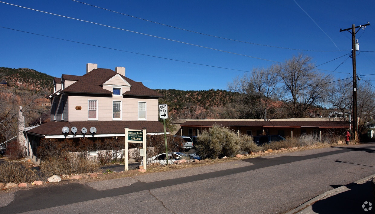 612 High St, Manitou Springs, CO 80829 Apartments in Manitou Springs