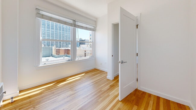 Foto del edificio - 723 Ellis St