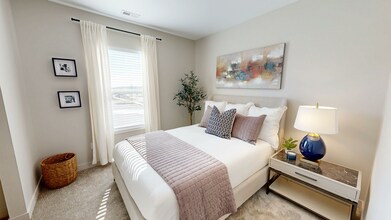 Frazier-02252025_133605.jpg - Remington Lake Apartments