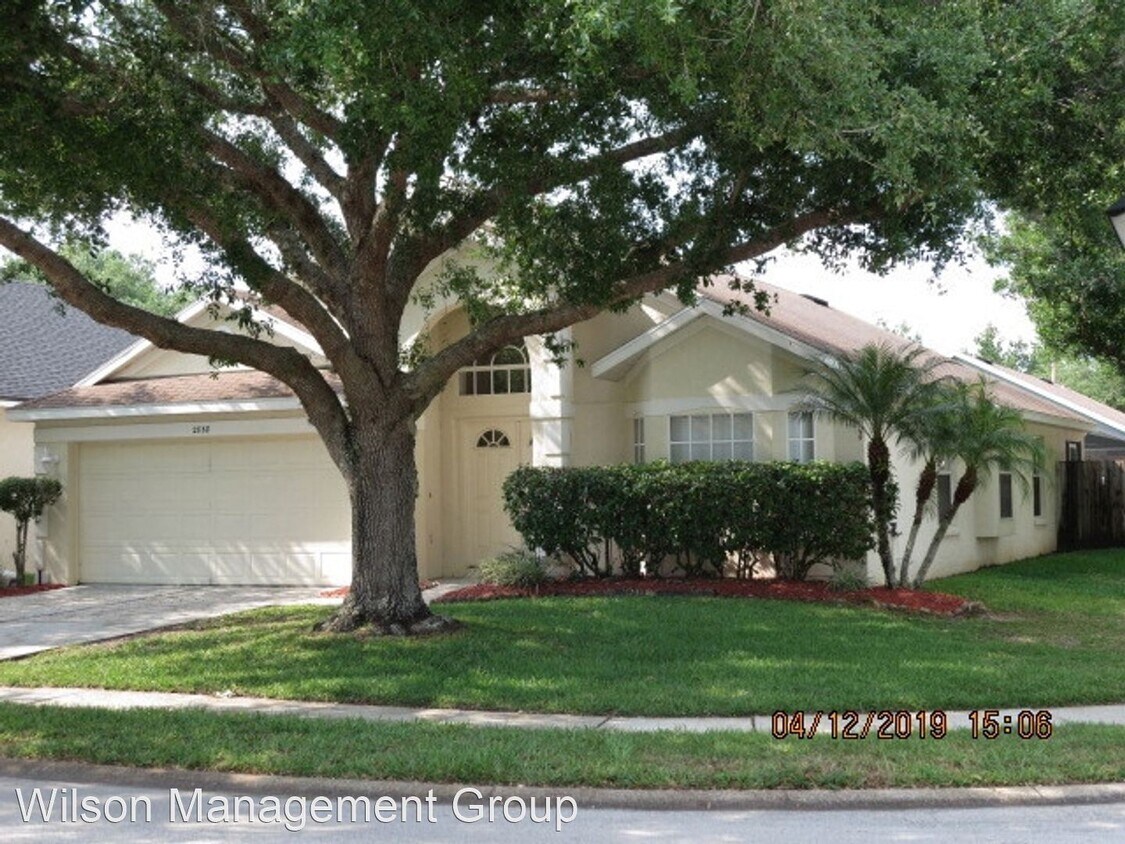 4 Br 2 Bath House 2858 Aloma Oaks Drive House For Rent In Oviedo Fl Apartments Com