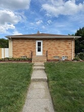 Building Photo - 3 Bedroom 25 bath house in Westpark