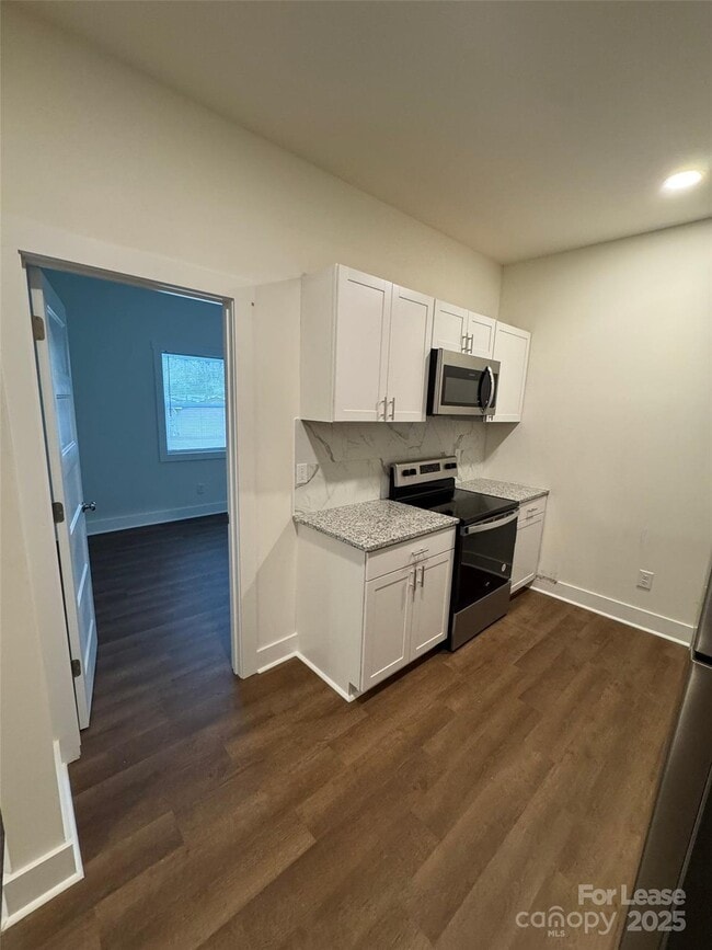 Foto del edificio - 311 W Gold St