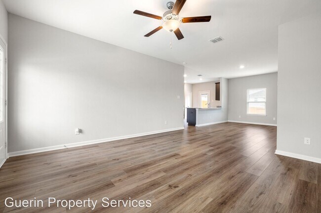 Foto del edificio - 3 br, 2.5 bath House - 9139 Bennet Forest