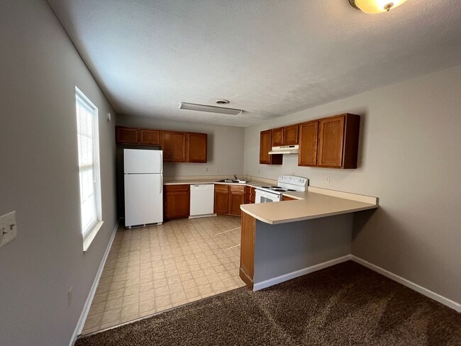 Foto del edificio - 1611 Meadow Spring Dr