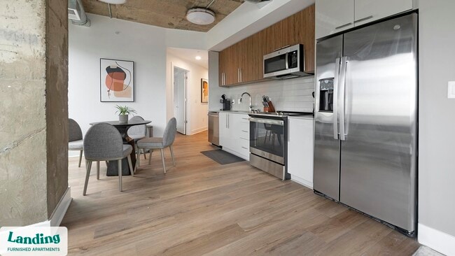 Building Photo - 5201 Leesburg Pike