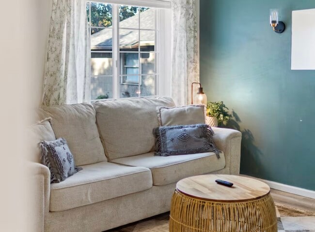 Living Room - 2117 W Riverside Ave