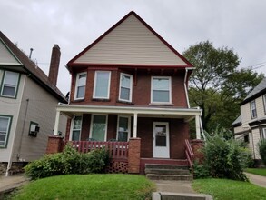 Building Photo - 34 S Adams St