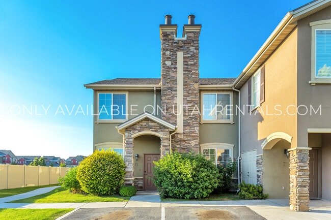 Building Photo - 71 N 1620 W