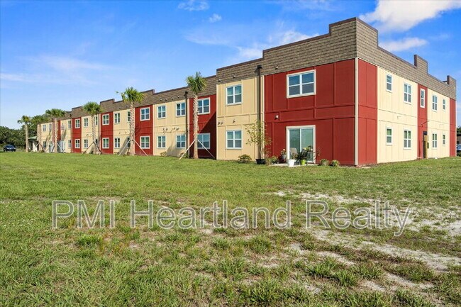 Foto del edificio - 260 Spanish Moss Cir