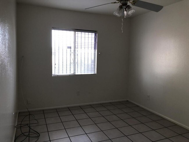 Foto del edificio - 5006 S 35th Ave A