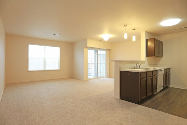 Building Photo - Ashley Estates