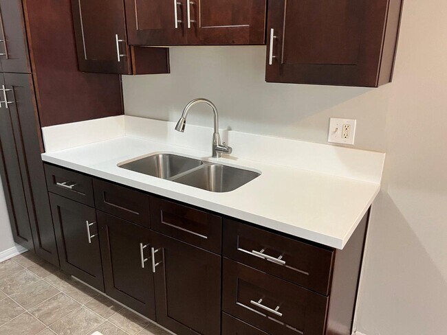 Kitchen - 12766 Pacific Ave