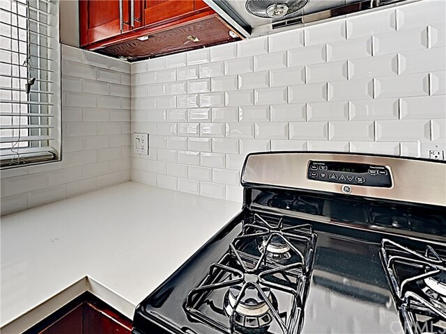 Primary Photo - 353 Grand Ave