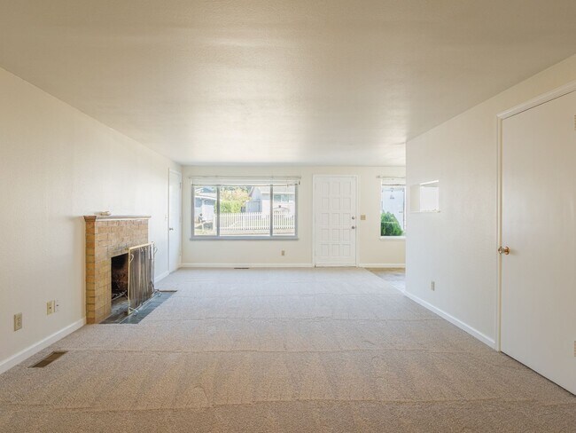Foto del edificio - 3 bedroom 2 bathroom Auburn Home!