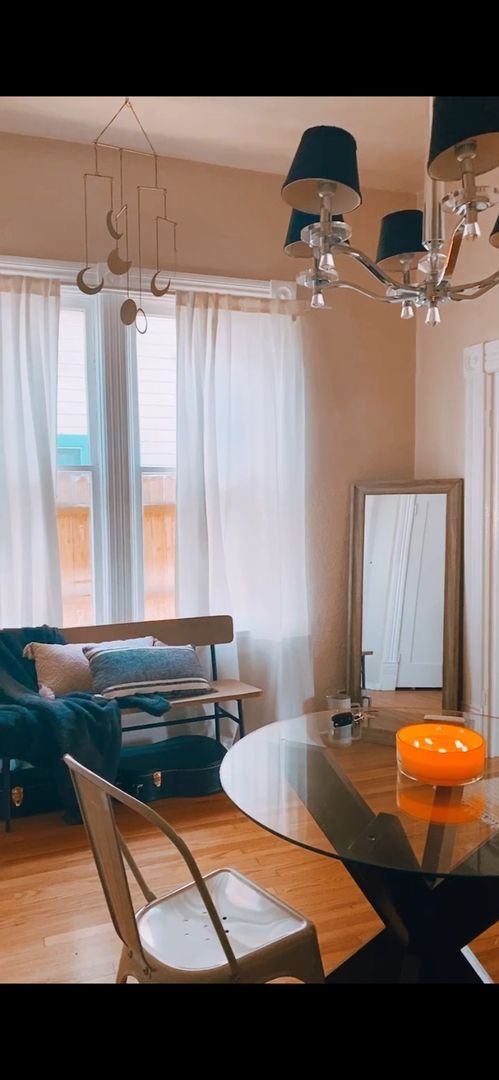 Foto del edificio - Adorable Unit Downtown - Duplex