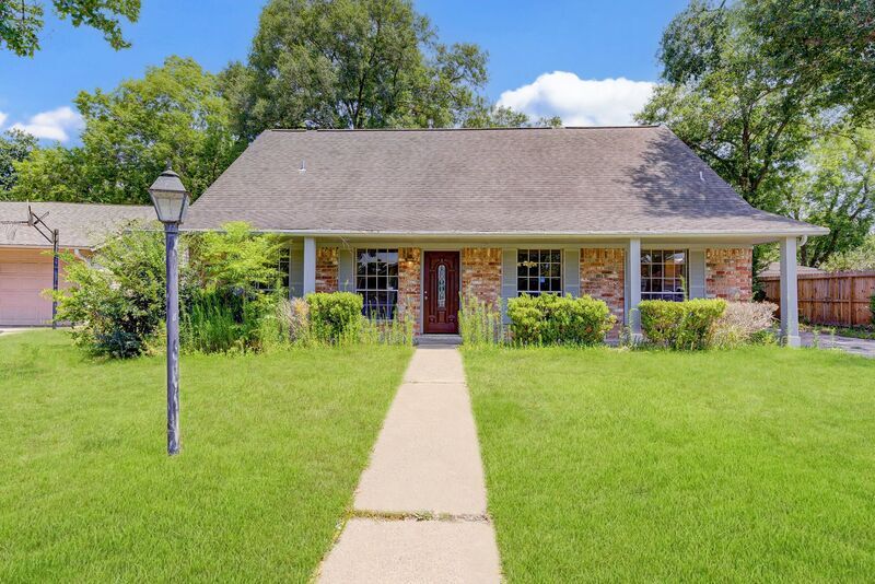 Primary Photo - 4642 Wee Laddie Ln