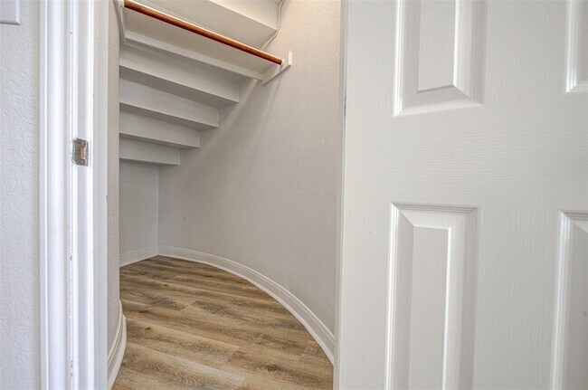 Building Photo - 12512 Capitol Saddlery Trail