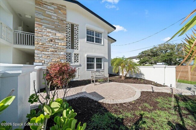 Foto del edificio - 154 Crescent Beach Dr