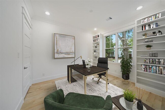 Foto del edificio - 914 Waverly St