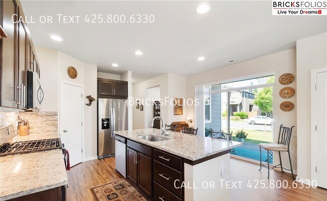 Foto del edificio - Elevate Your Lifestyle in the Heart of Puyallup’s Best Homes