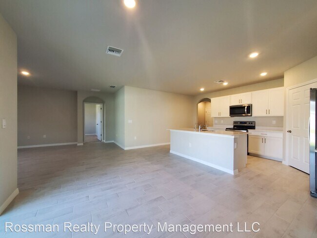 Foto del edificio - 4 br, 2 bath House - 4123 NE 22nd Ave