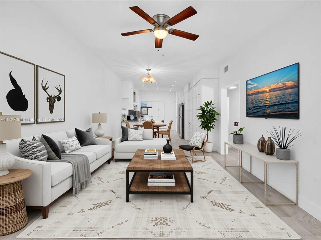 Foto principal - 1045 Lenox Ave.