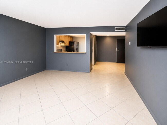 Foto del edificio - 4848 NW 24th Ct