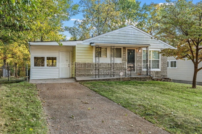 Photo - 212 Mc Alpine Dr House