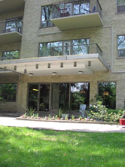 Primary Photo - Valleyview Apartments