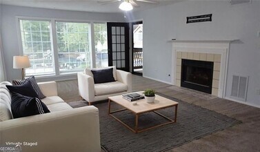 Building Photo - 407 Berkeley Woods Dr