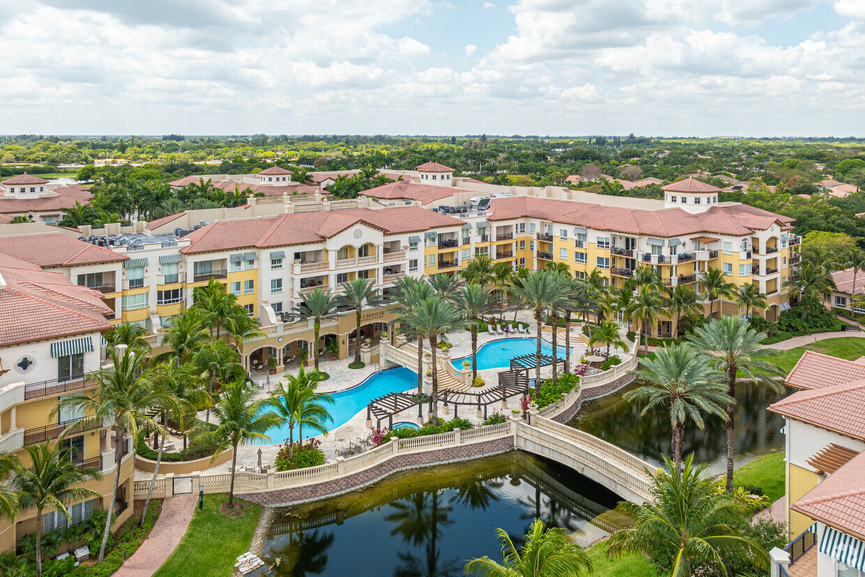 Primary Photo - The Palms at Weston