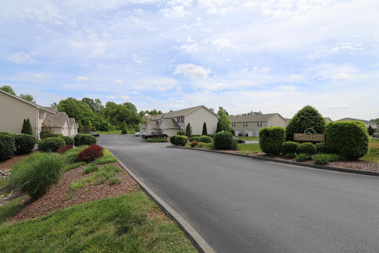 Building Photo - 357 N Pickens Bridge Rd