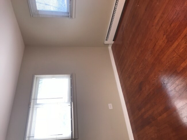 Foto del edificio - 2618 W Cornelia Ave