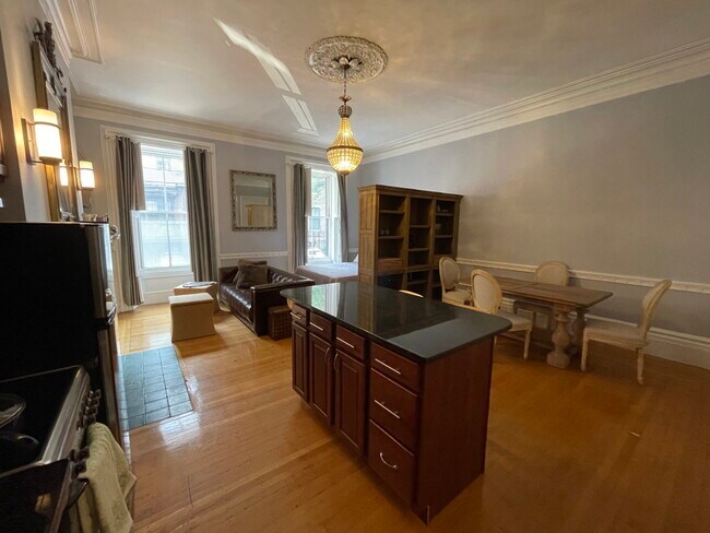 Foto del edificio - 105 Beacon St