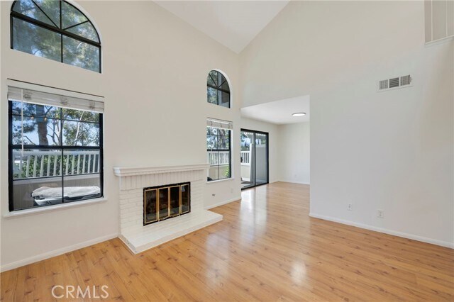 Foto del edificio - 23341 Via Linda