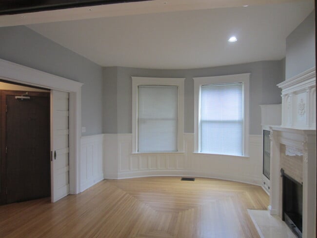 Building Photo - 203 S Braddock Ave