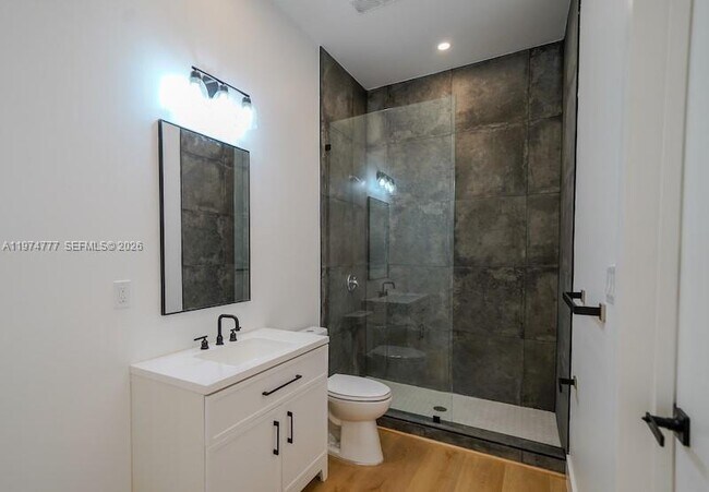 Foto del edificio - 112 NW 24th Ct