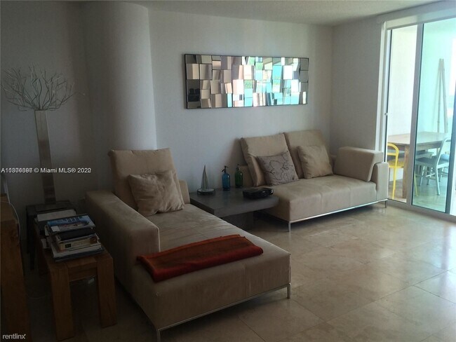 Foto del edificio - 2 br, 2 bath Condo - 2101 Brickell Ave Apt...