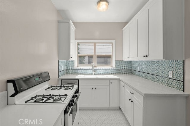 Foto del edificio - 1142 Bennett Ave