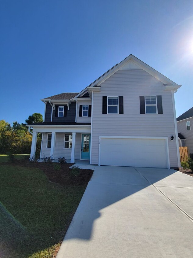 Foto principal - Recently Constructed Home In Sneads Ferry!