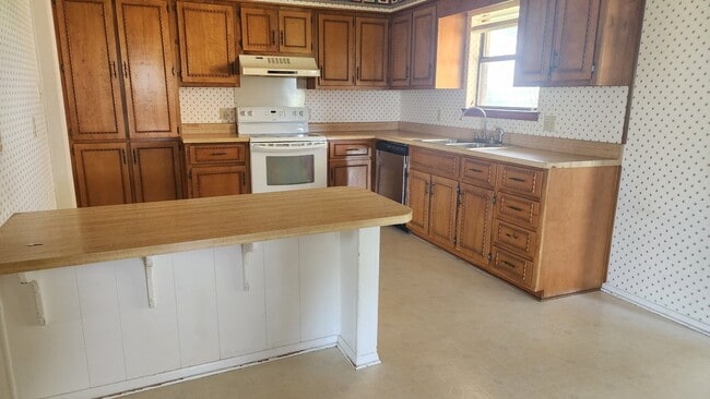Building Photo - 339 County Rd 45900