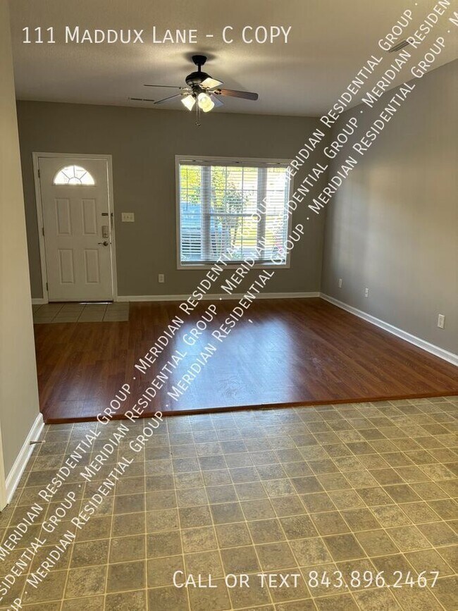 Foto del edificio - 111 Maddux Ln