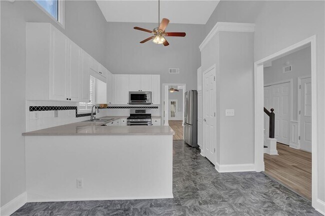 Foto del edificio - 5696 Kilrush Ct
